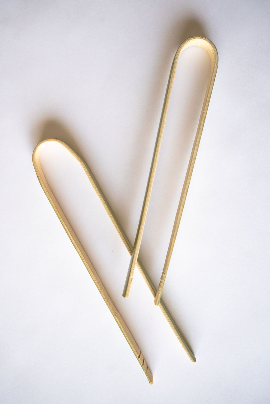 6.5" WOODEN TONG