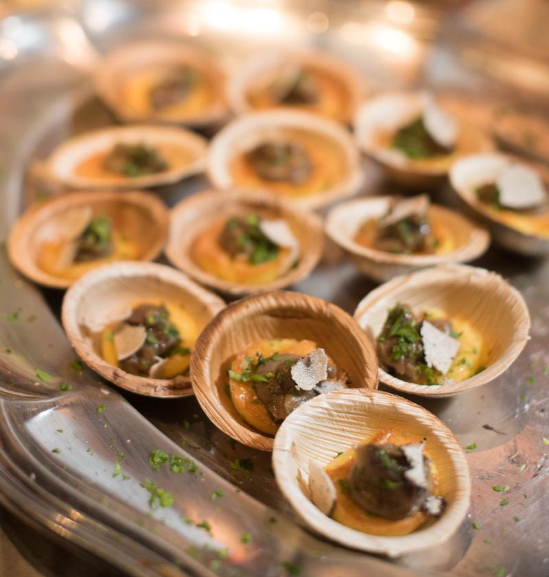 Catering serving shop bowls