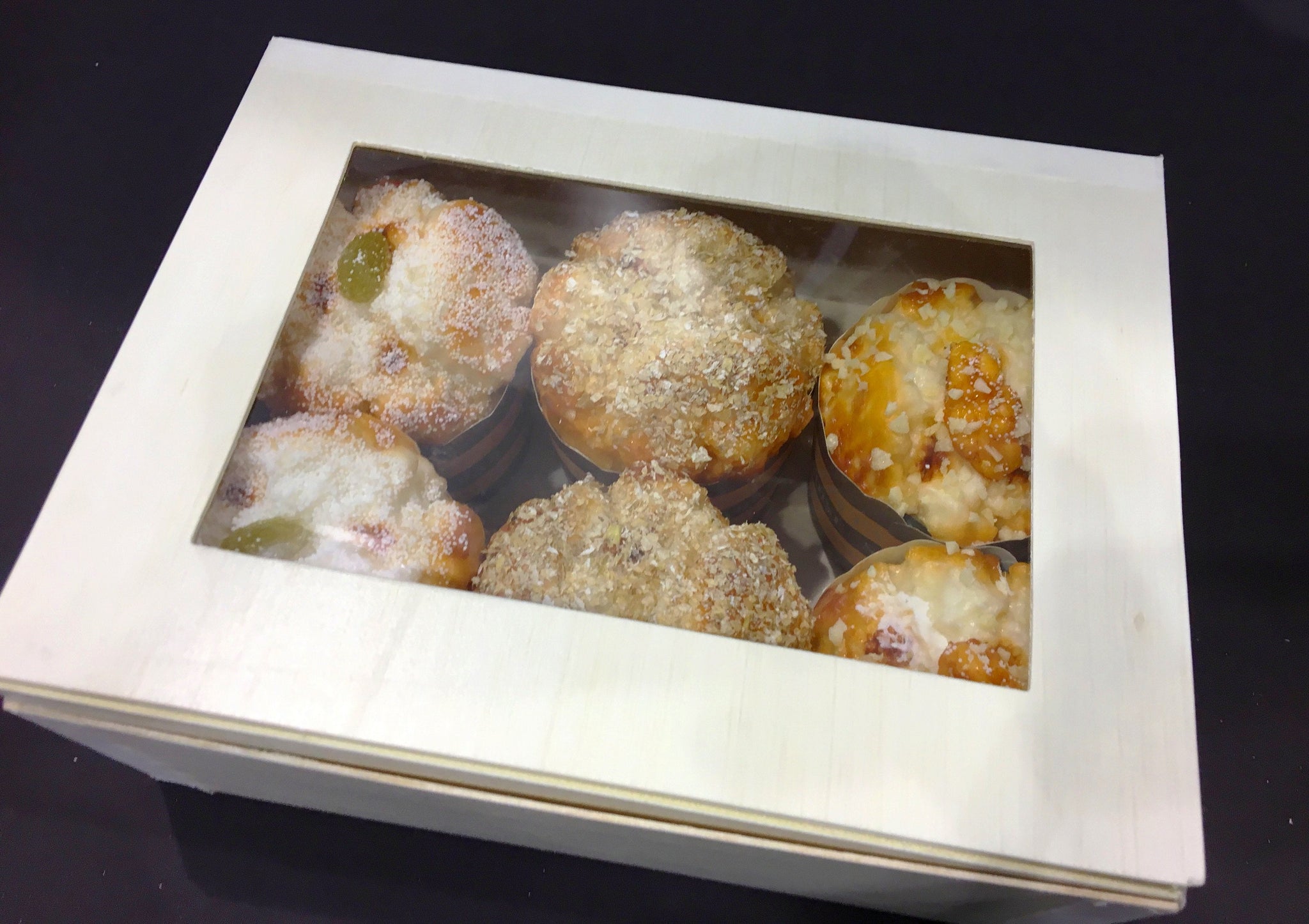 8" x 11" Large Rectangle Collapsible Box with Attached Window Lid