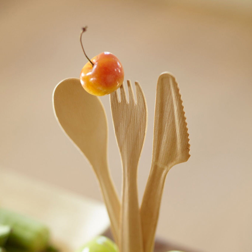 VerTerra Dinnerware Wooden Cutlery is strong, durable, and stylish.