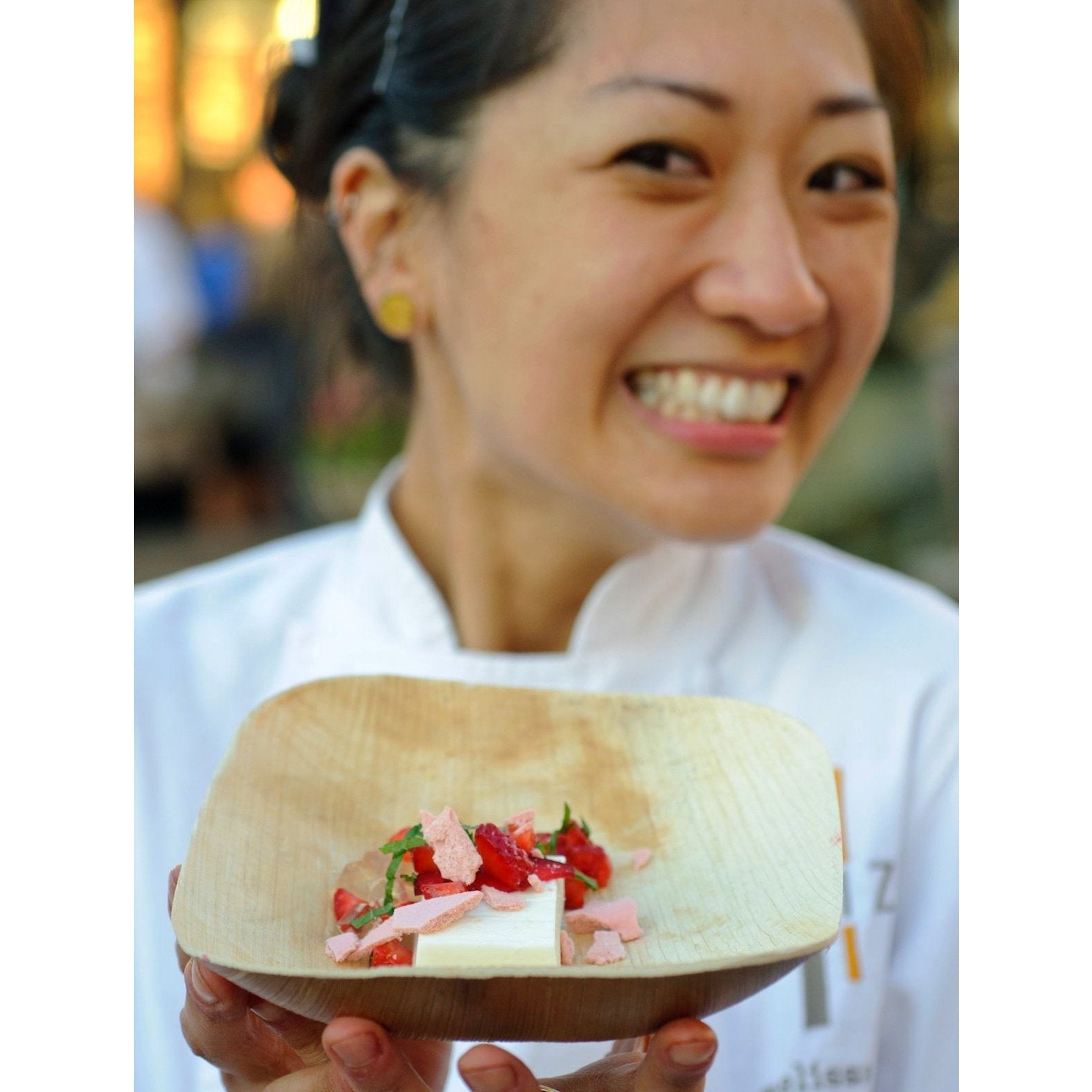 6" x 8" Palm Leaf Bowls (25 count Retail Pack) ESTIMATED RESUPPLY 12/15/20-VerTerra Dinnerware