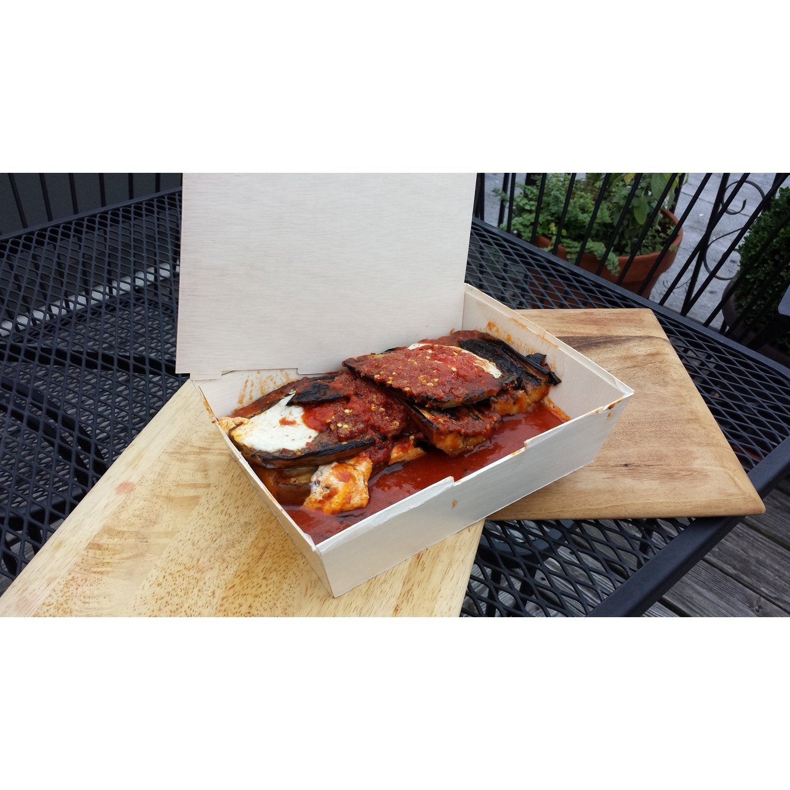 7" x 9" Medium To-Go Box (10 count Retail Pack) ESTIMATED RESUPPLY 12/20/20-VerTerra Dinnerware