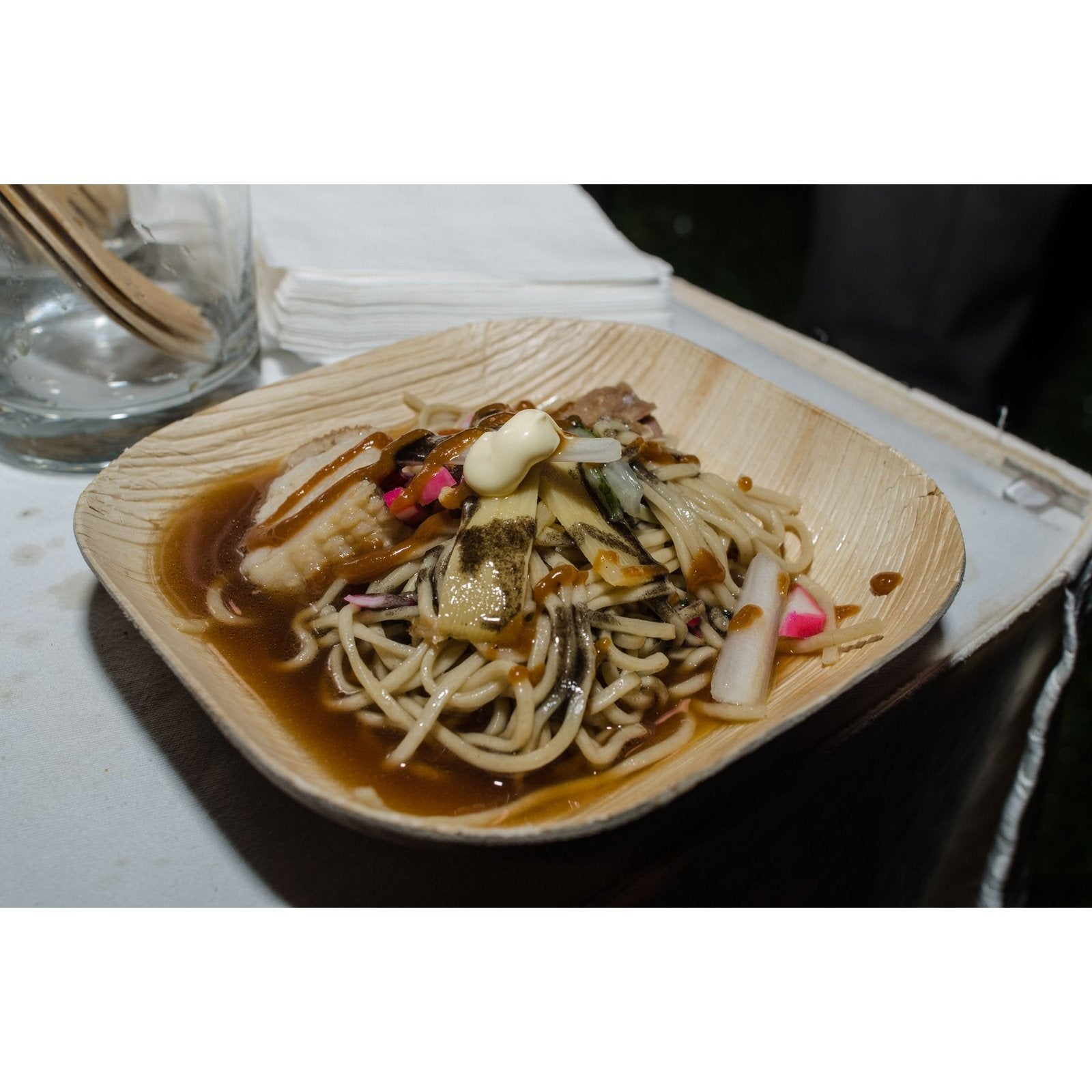 8" x 8" Square Palm Leaf Bowls (25 count Retail Pack)-VerTerra Dinnerware